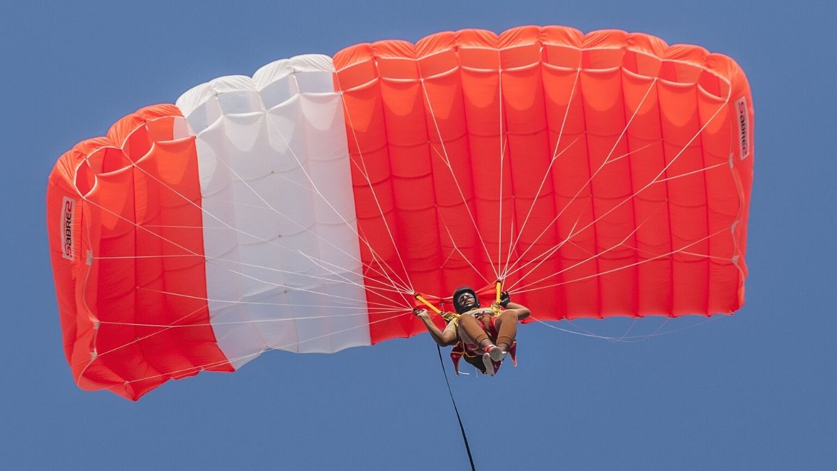 Sky diving with friends