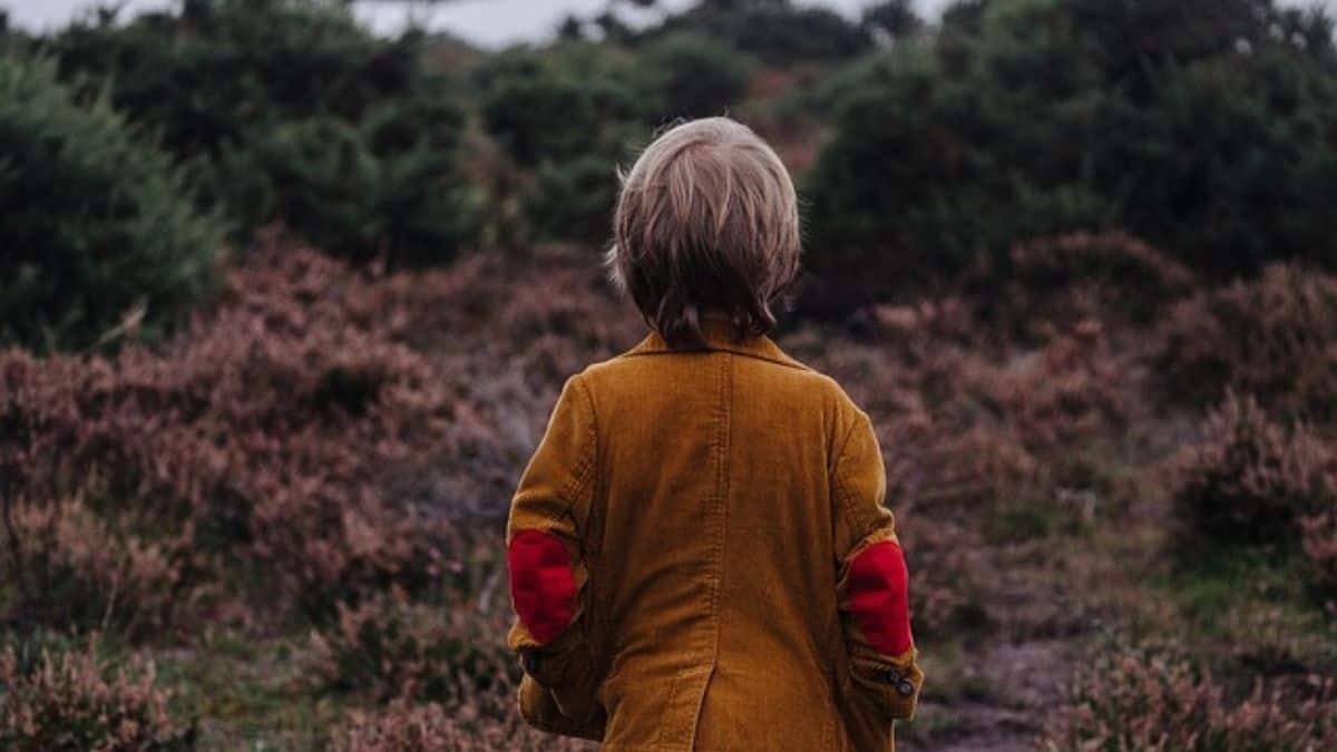 Explore-Nature-play-outdoors-10-year-old-boy