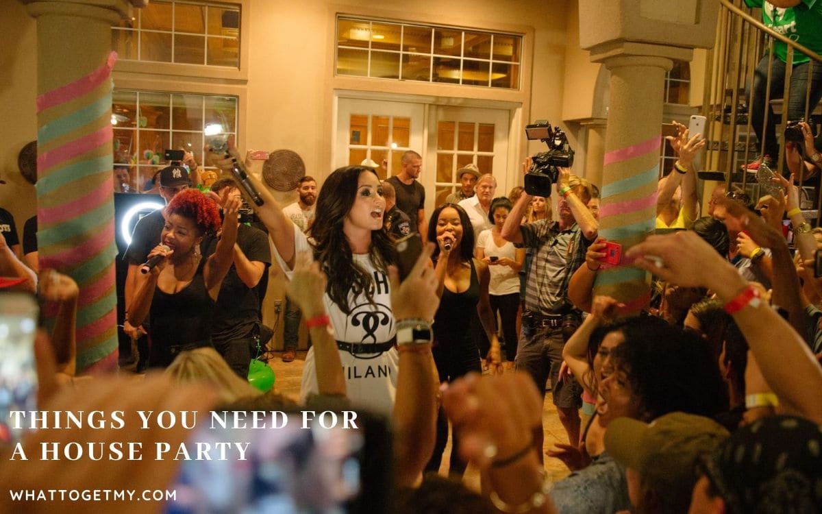 3 Easy Ways to Break Down the List of Things You Need for a House Party